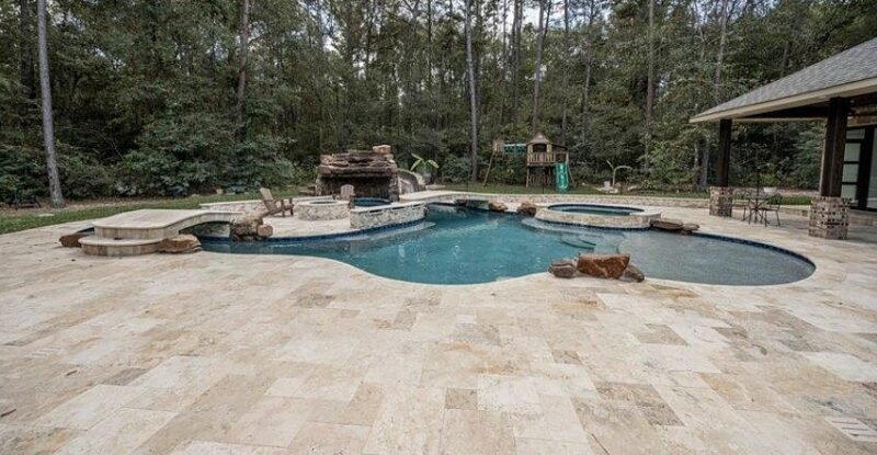 Country Classic Tumbled Travertine Pavers