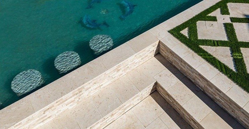 Shell Beige Tumbled Limestone Pavers